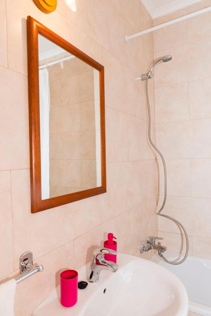 Tac - Alcantarilha House Apartment Bagian luar foto